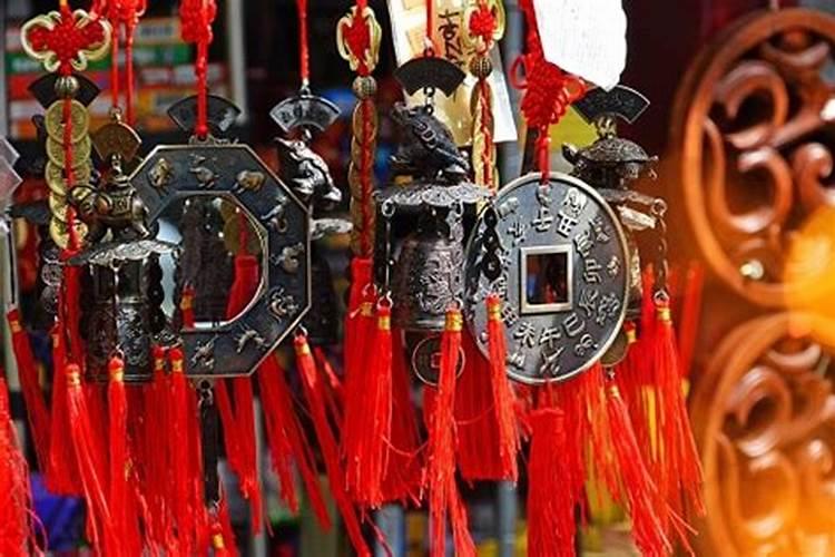 梦见老公跟他前女友有暧昧的预兆