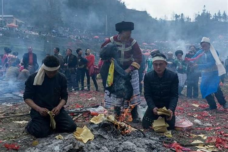 人死后,过三年时都有些什么仪式？