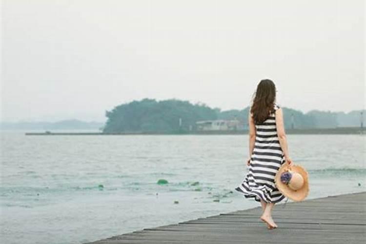 结婚后买的房子女方没出钱算共同财产吗