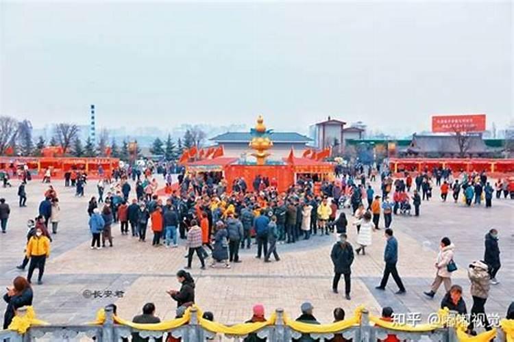 81年属鸡男2025年每月运势及运程详解