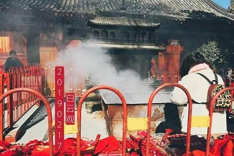 秋分是农历还是公历 春分秋分是按照阳历还是阴历
