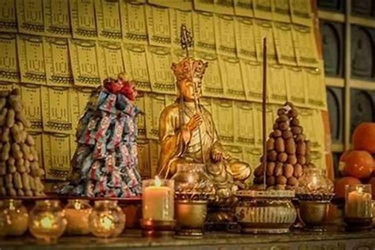 人去世后的第一年要不要烧寒衣 要不要给头年去世的老人送寒衣