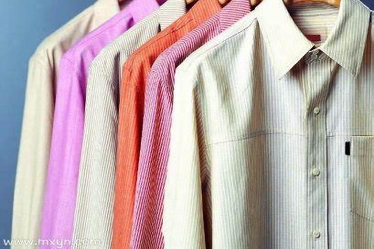 梦见蓝色衣服的预兆
