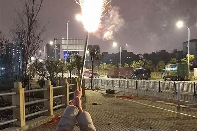 放鞭炮的禁忌