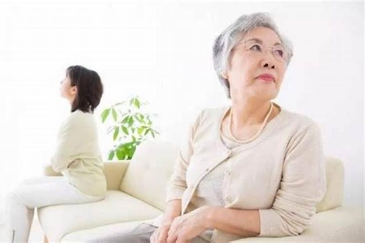 算生辰八字时,是以在夏时令出生时的时辰为准,还是要提前一小时为准？