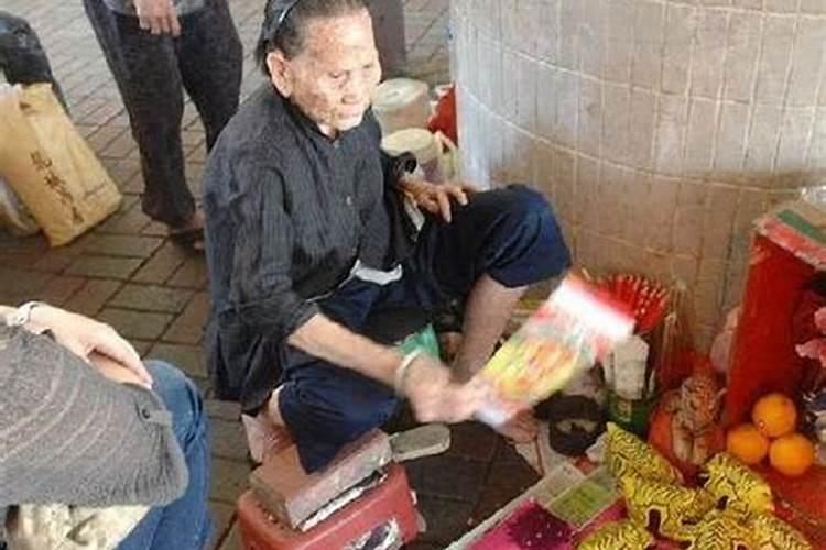 梦见自己家狗咬别人是什么意思？