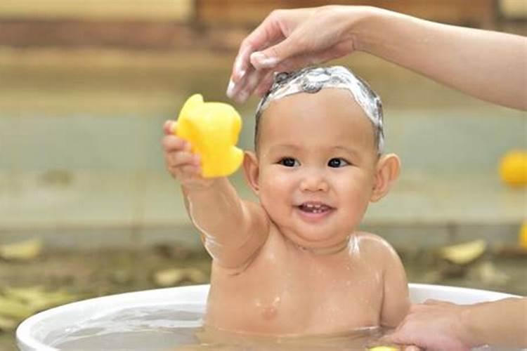 婴幼儿冬至吃什么好 宝宝饮食注意多样性