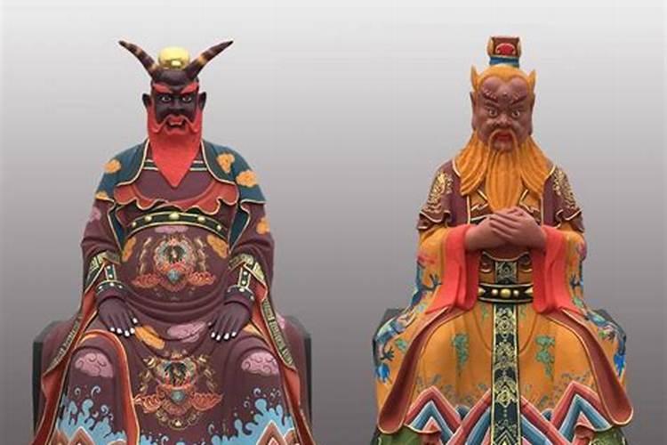 梦见亲人的坟墓是什么预兆