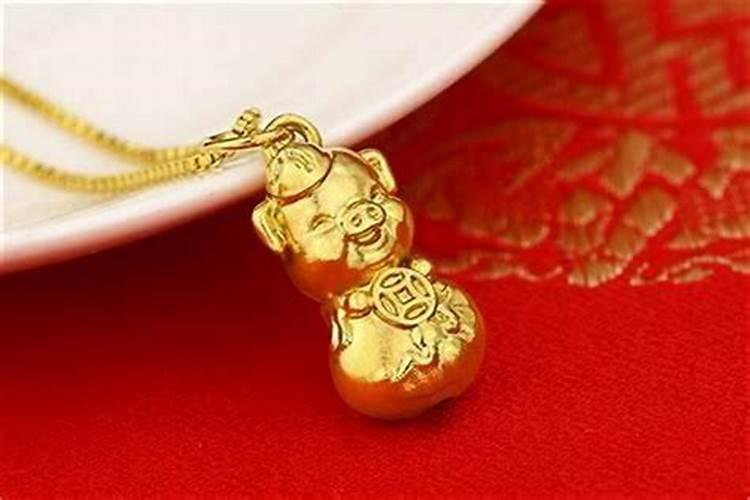 农历八月十五为什么被称为中秋节？