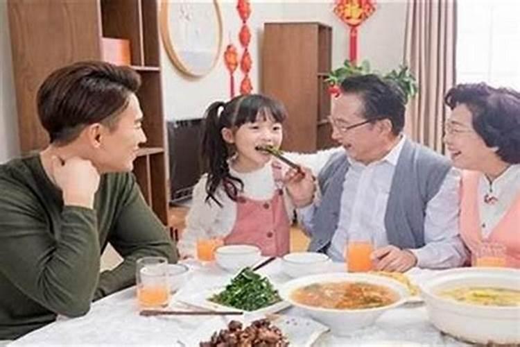 梦见前任老板娘到家里来做客的预兆