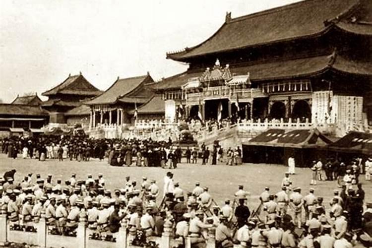 历法是在什么情况下产生的。