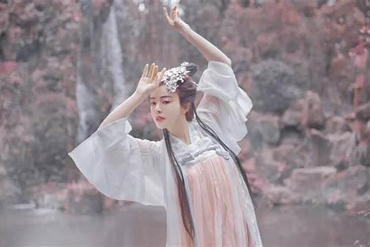 农历10月份属羊命好不好,属羊人最富贵的出生日