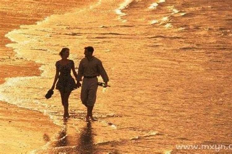 已婚女人梦见婚外情人