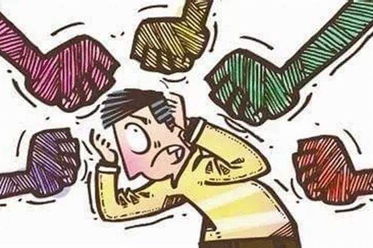 梦见被一团警察追捕但逃离的预兆