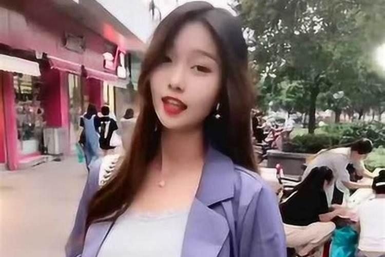 家里突然莫名出现大量苍蝇