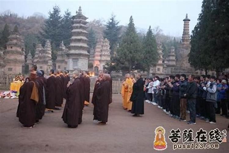 微信小程序的小年糕靠什么赚钱的 我们在上面发视频又有什么用？可以赚钱...