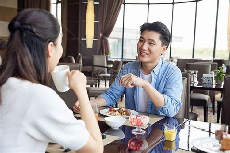 梦见前妻和别的男人在一起