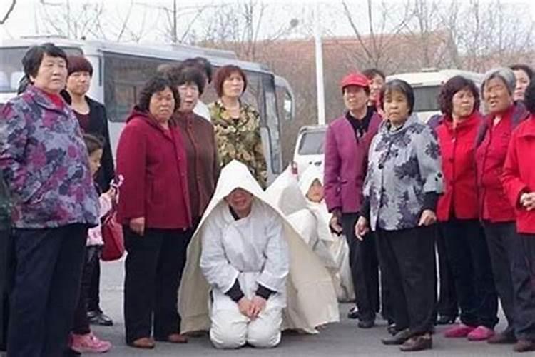 梦见给过世的奶奶办丧礼的预兆