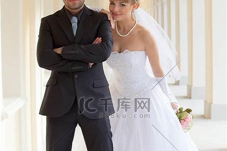 结婚第一天晚上应该干什么？