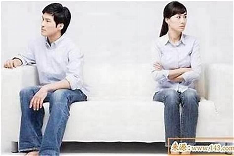 属蛇人在8月各方面运势好吗