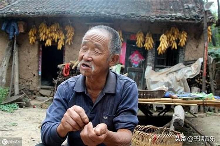 1982年农历十月初二出生是什么星座