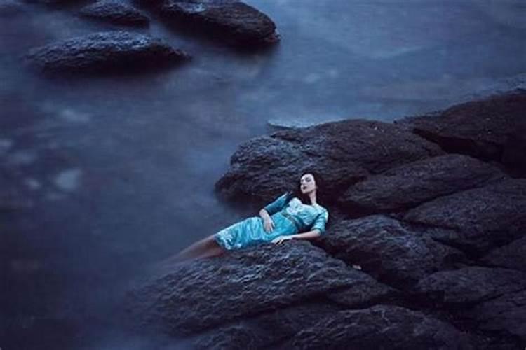 做梦梦见朋友死了是什么意思