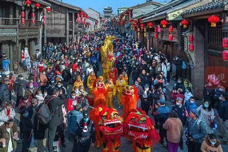 中国传统节日—过春节作文800字 中国传统节日—过春节作文范文欣赏...
