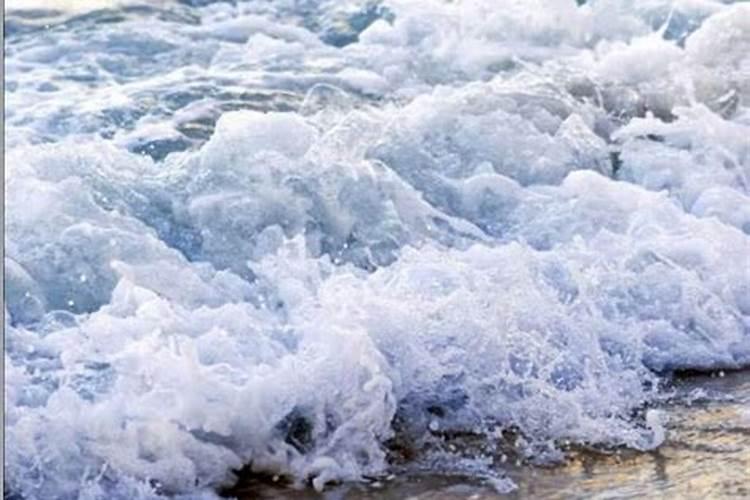 梦见海水涨潮特别快的预兆