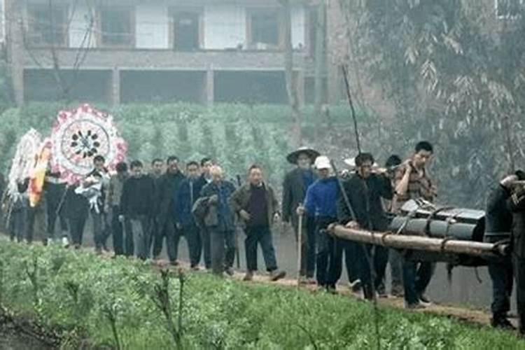 逝去的人过七七怎么回事