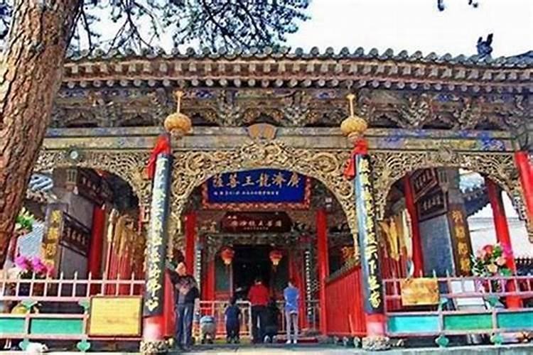 犯太岁去五台山化解灵吗,本命年去五台山请太岁