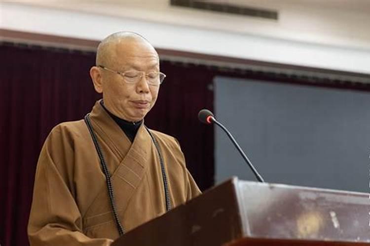 我们这里的风俗是人死后三年又下葬,有人知道那叫什么吗？我家里有一个...