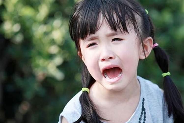 梦见小女孩哭是什么意思