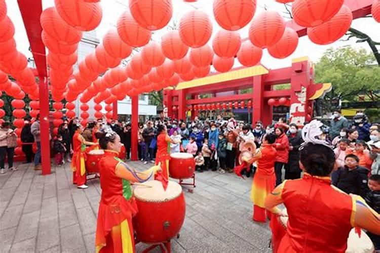 梦见自己老婆和别人跑了的预兆