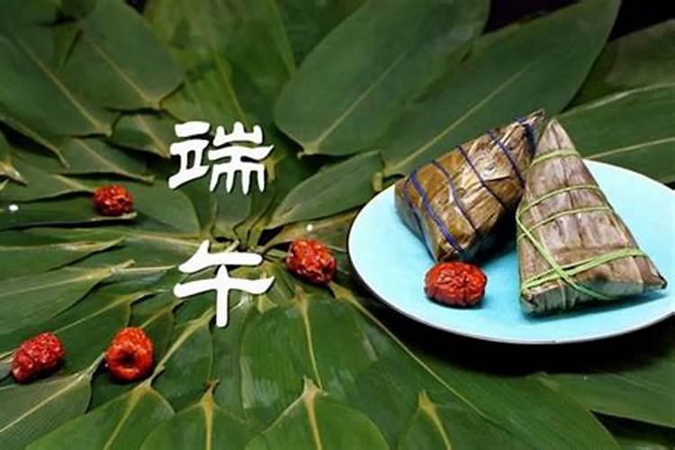 梦见自己要带前女友骑摩托车去看货 路上遇到警察查车 然后接到电话才发...