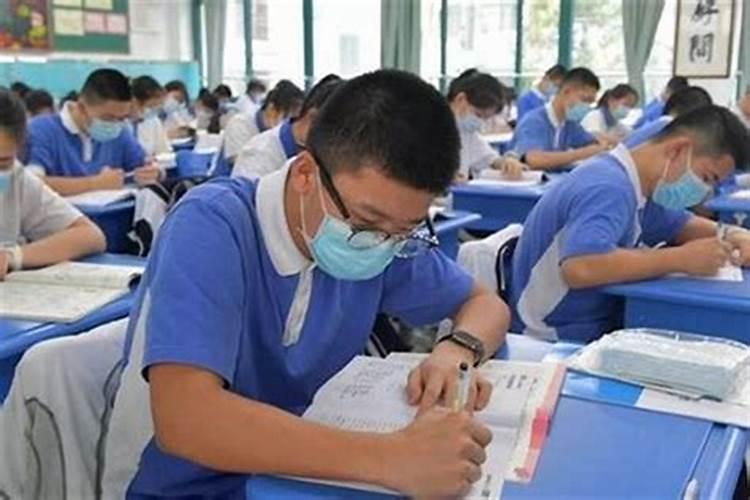 八字怎么看老公大多少