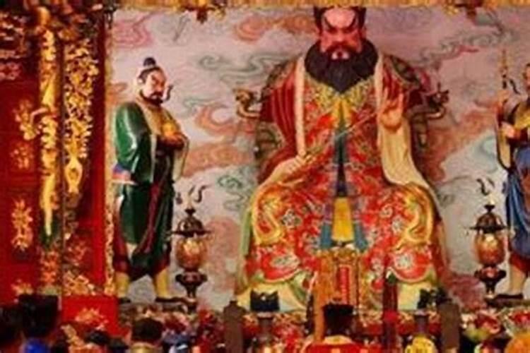 化解太岁最简单的方法(女士犯太岁佩戴什么好)