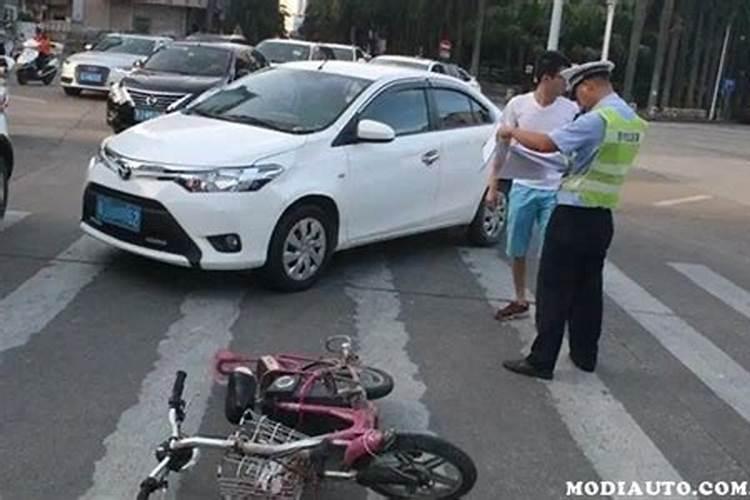 生病的人梦见和死人说话是什么意思？