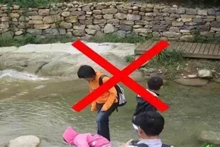 梦见水塘有什么征兆