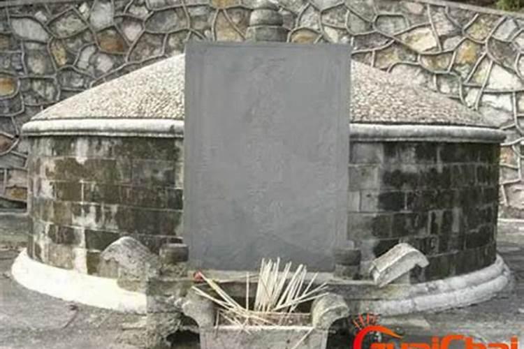 梦见坟墓什么预兆周公解梦