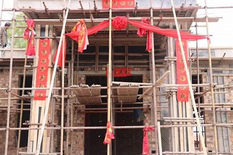 婚姻不好佩戴什么化解家里摆什么可提升姻缘？