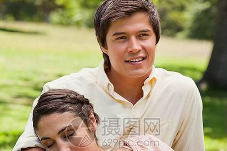 男人右眼皮跳测吉凶