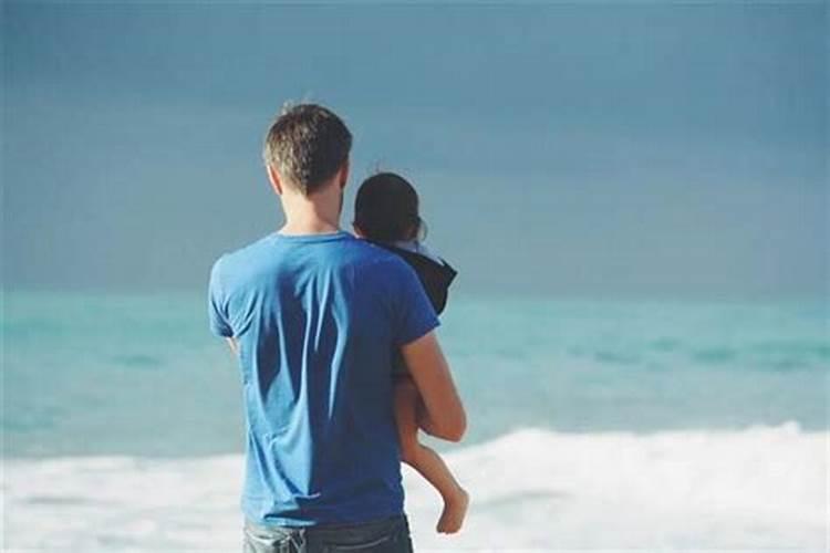 梦见把婴儿抱回家的预兆