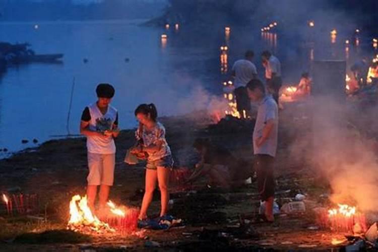 中元节下雨如何烧纸钱