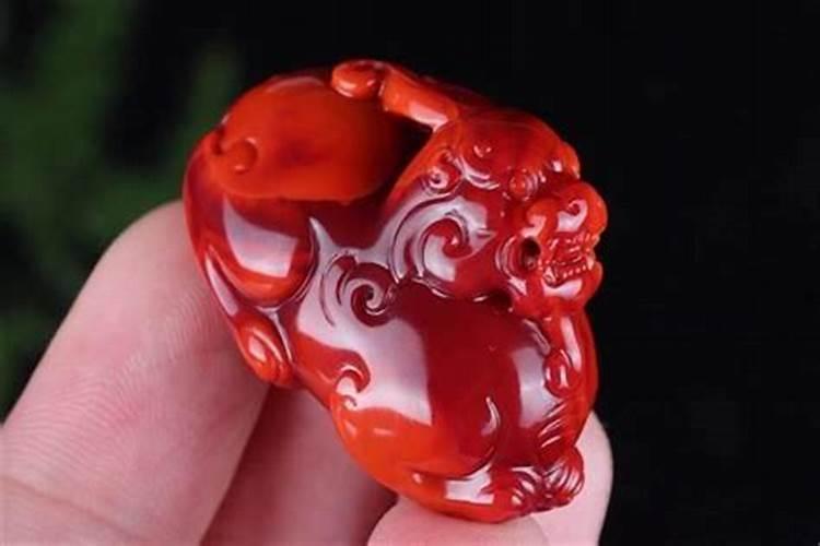 腊月出生的人都是苦命吗 求财顺利命格不错？