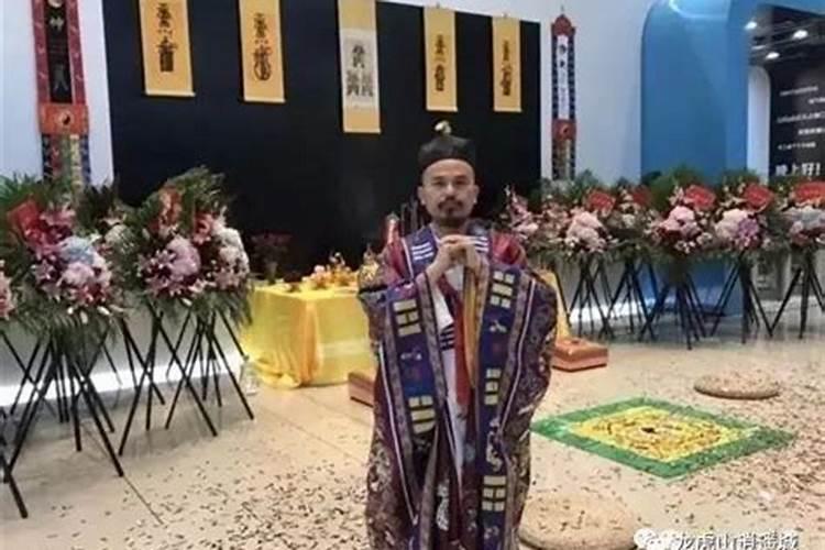 梦见到陌生学校去读书的预兆