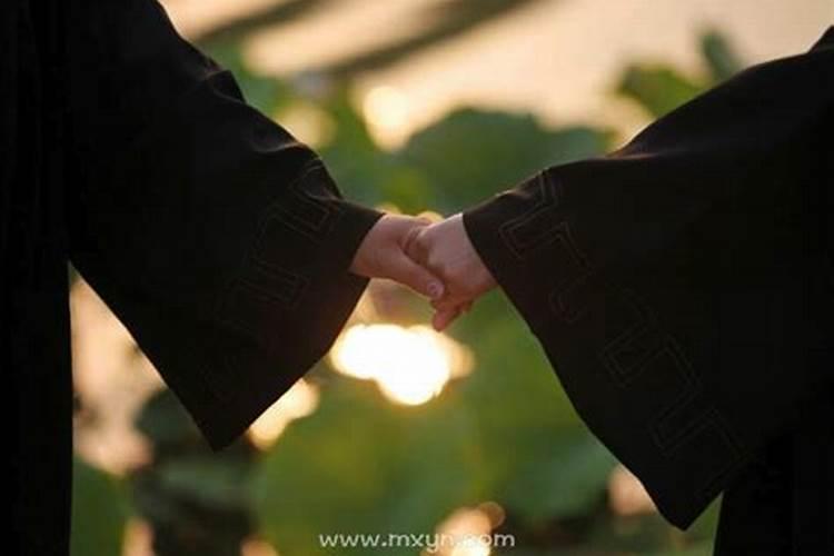 夫妻八字不合怎么办 怎么破解？