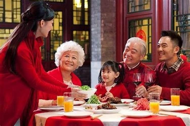 做梦梦见老鼠在家里乱跑
