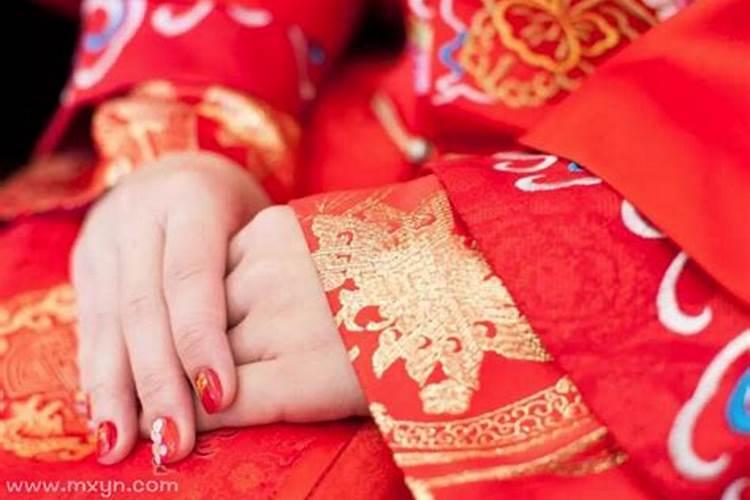 怎么算夫妻八字合不合,八字合婚速查表