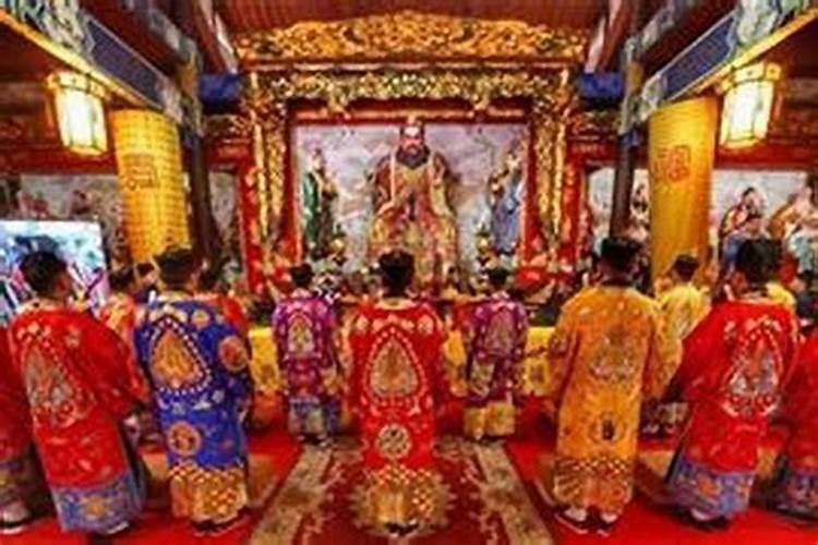 2004年属什么多大了