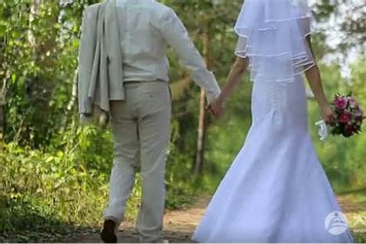 为什么我总是梦见前男友呢？ 都分开有五六年的时间了 还总梦见